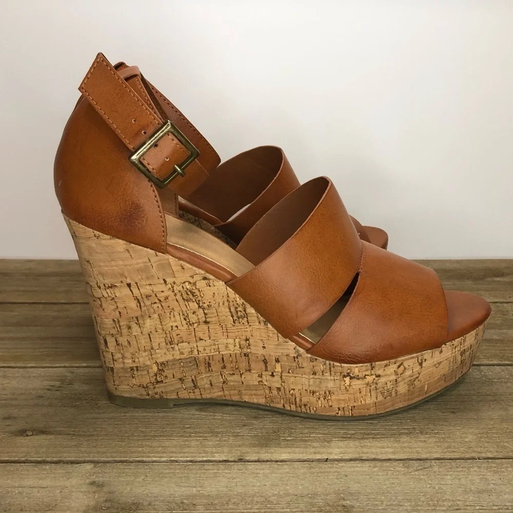 Platform sandals